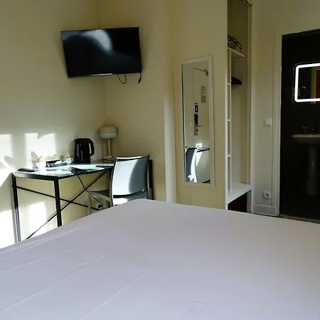 Hipotel Belgrand Edith Piaf Hotel Paris