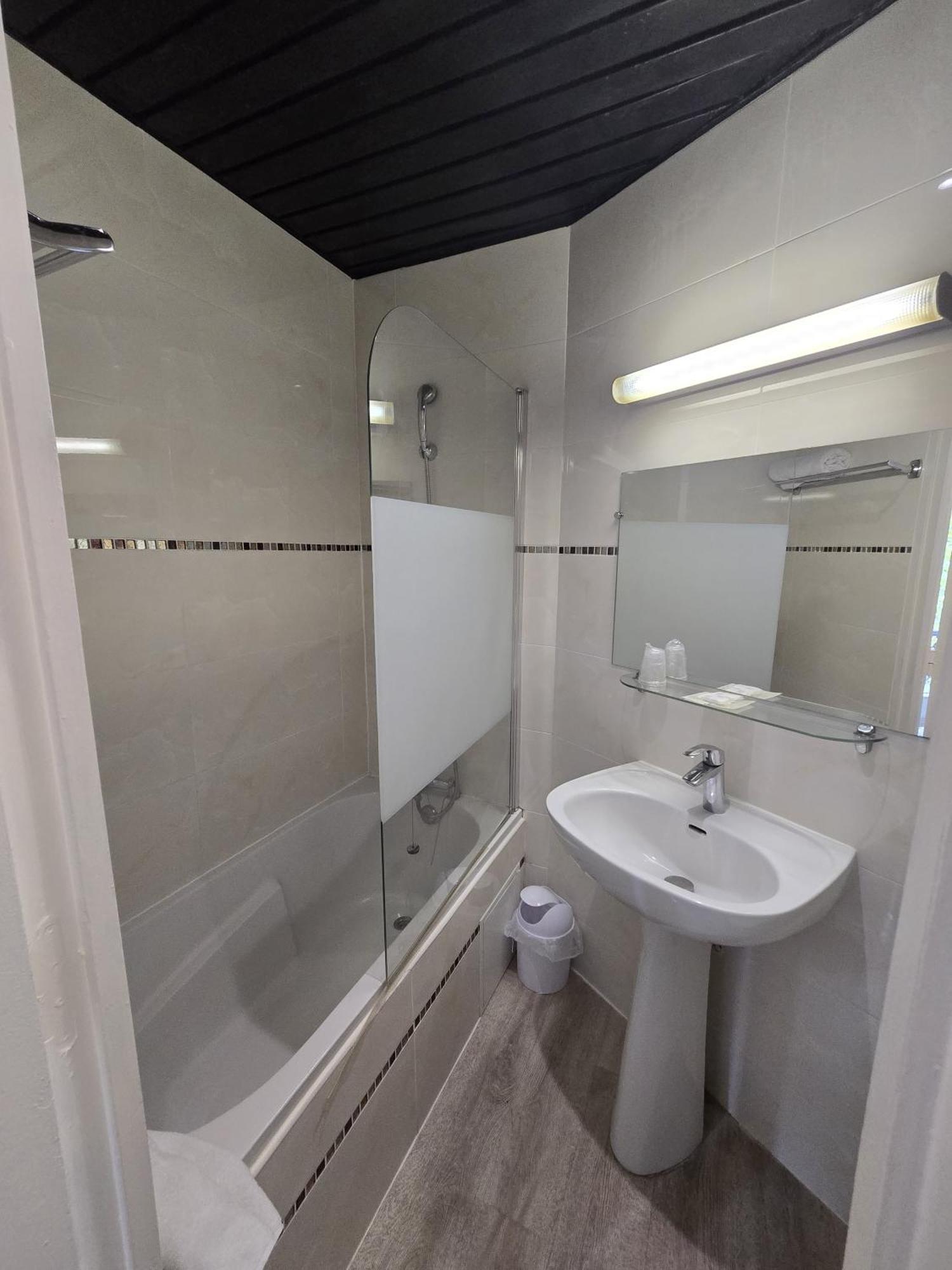 Hipotel Belgrand Edith Piaf Hotel Parigi