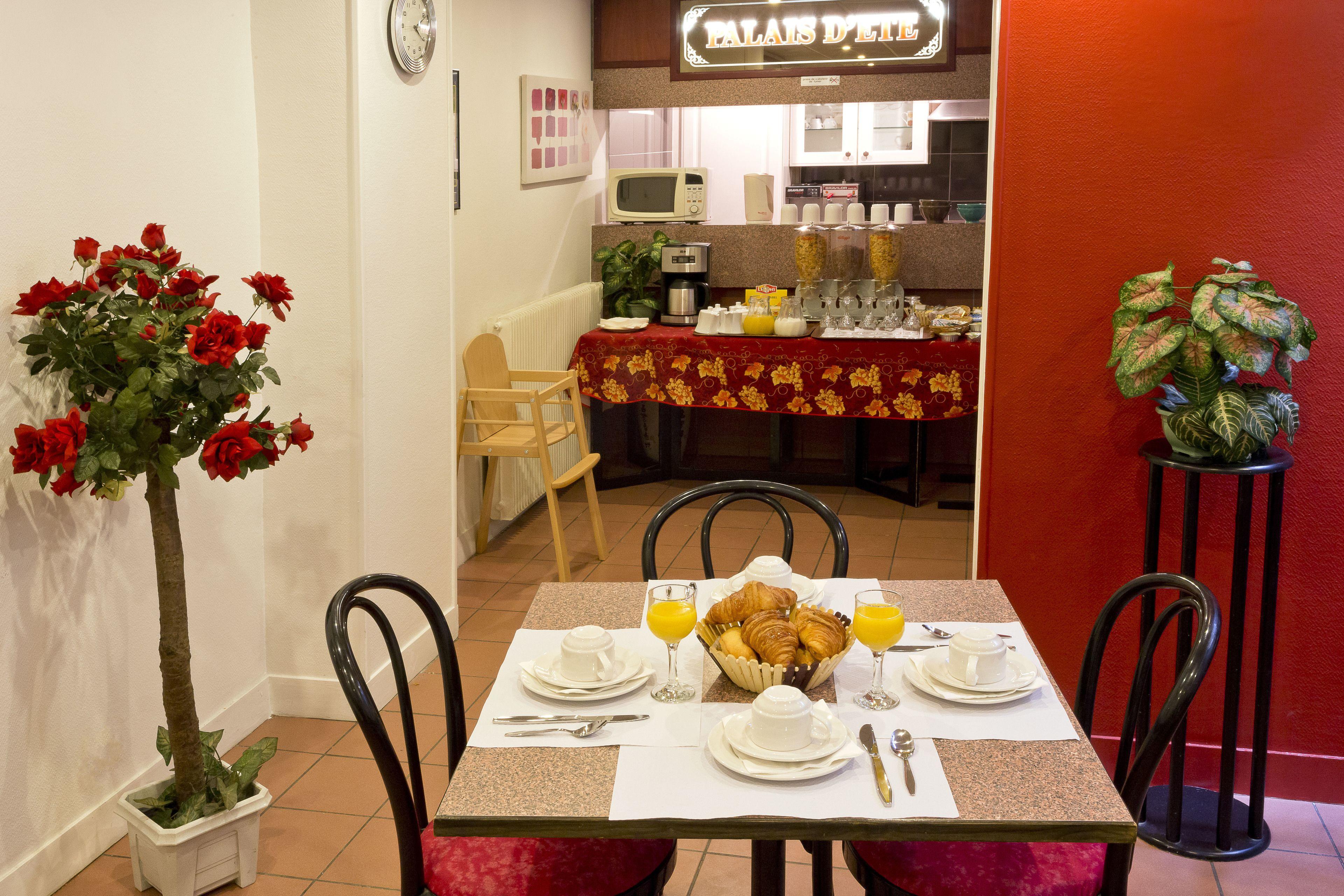 Hipotel Belgrand Edith Piaf 3* Paris