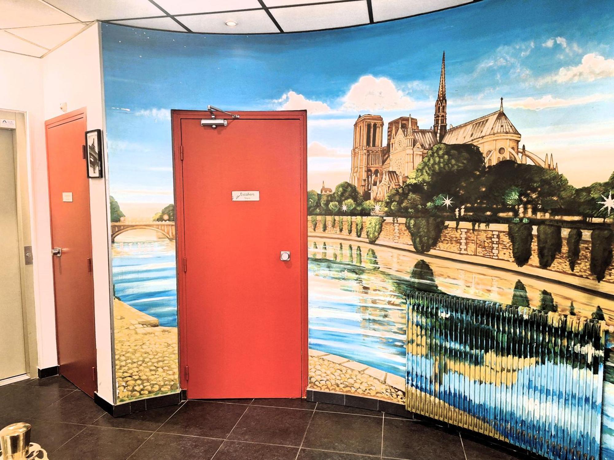 Hipotel Belgrand Edith Piaf 3*