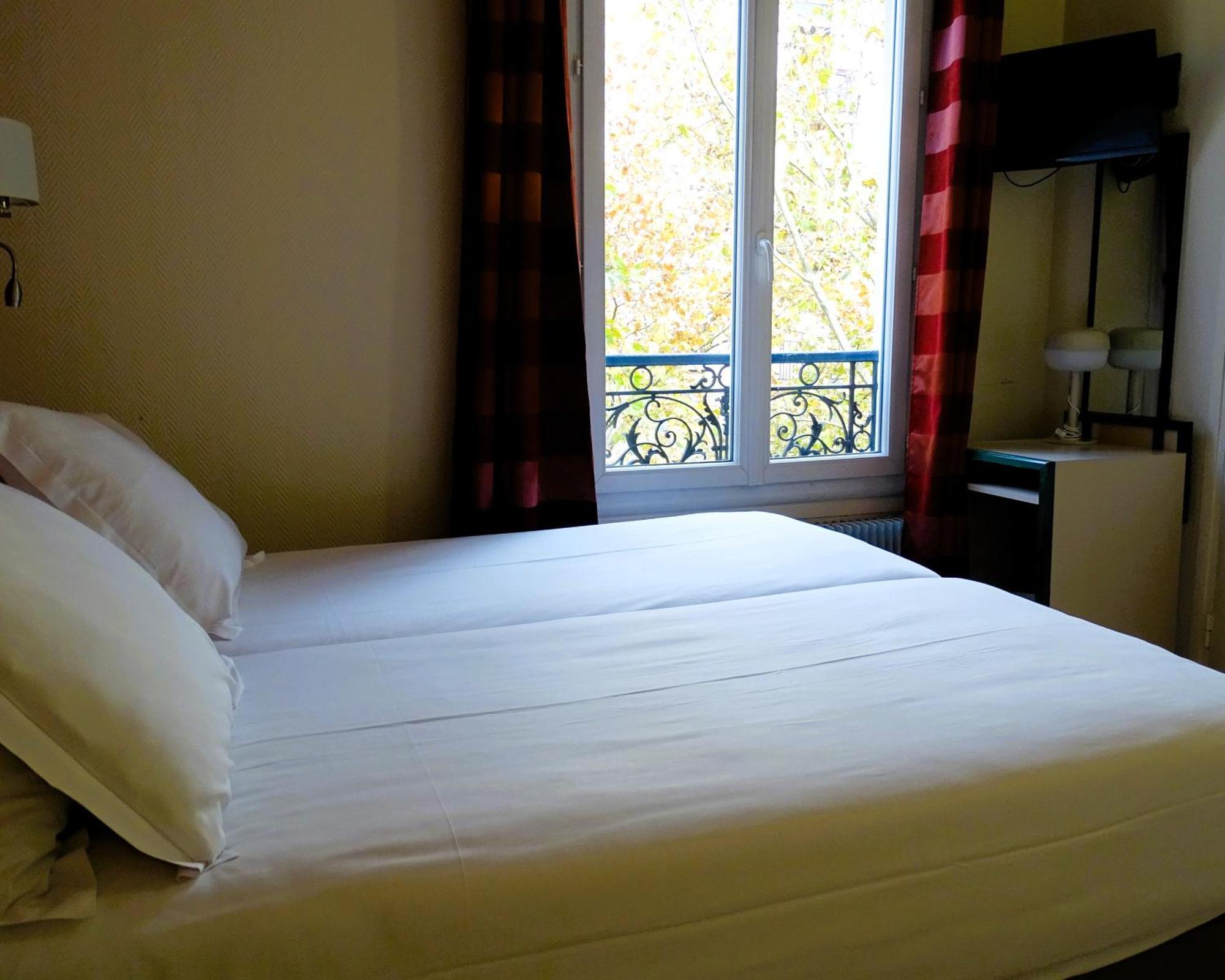 Hotel Hipotel Belgrand Edith Piaf 3*