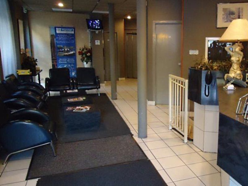 Hipotel Belgrand Edith Piaf